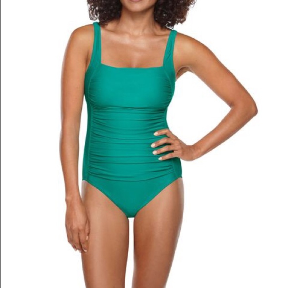 LL Bean sz 8 Slimming square neck swimsuit